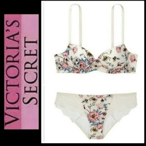 NEW VICTORIA'S SECRET DREAM ANGELS EMBROIDERED SET